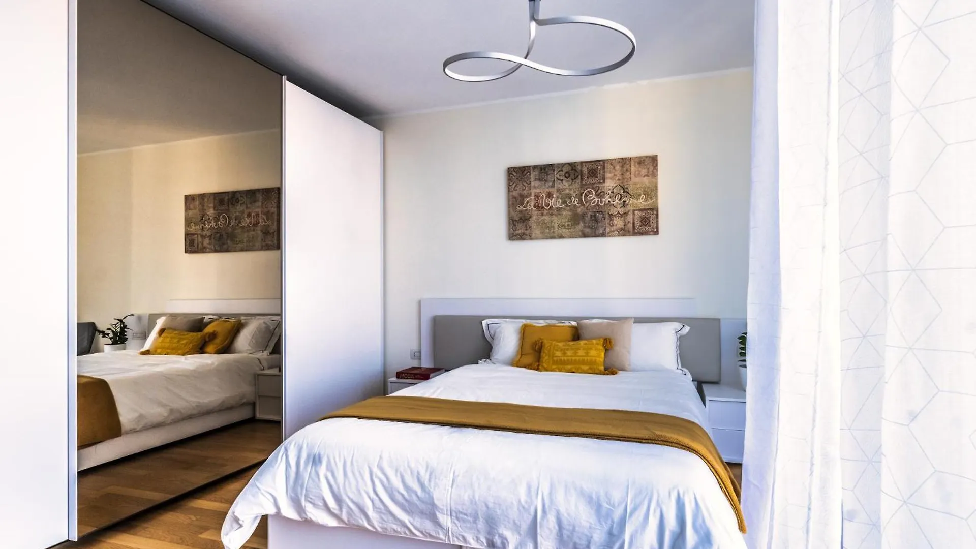 5 Min Walk From Subway Elegant & Modern Apartment Milan